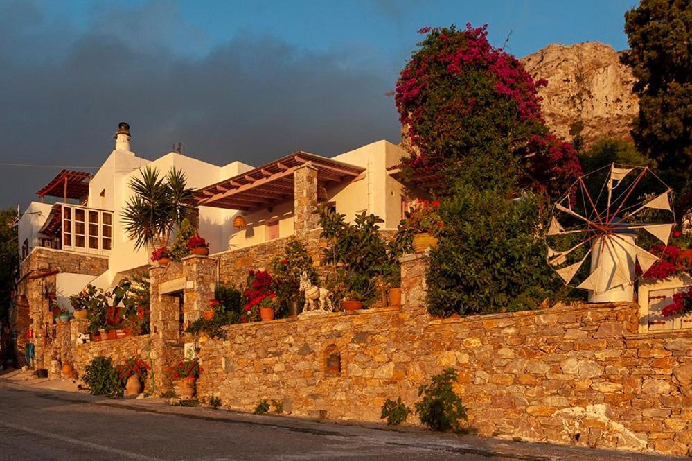 Pagali Hotel Ormos Aigialis Exterior photo